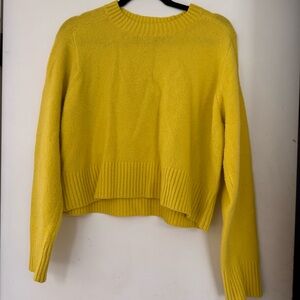 Universal Thread Bright Yellow Crew Neck Sweater